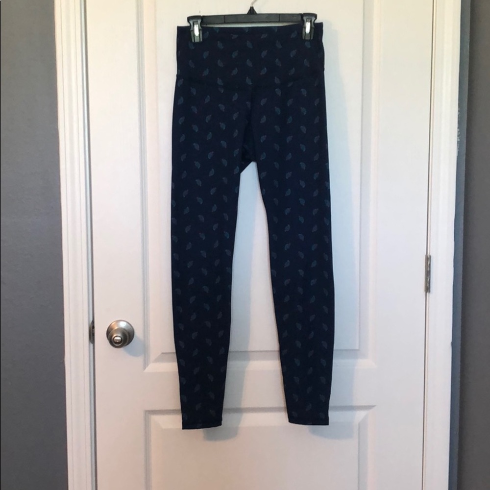 Old Navy. Active leggings